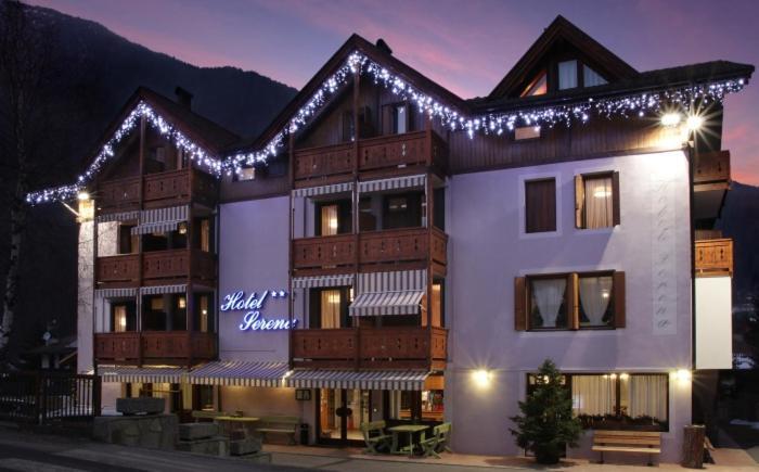Hotel Serena Dimaro Exteriér fotografie